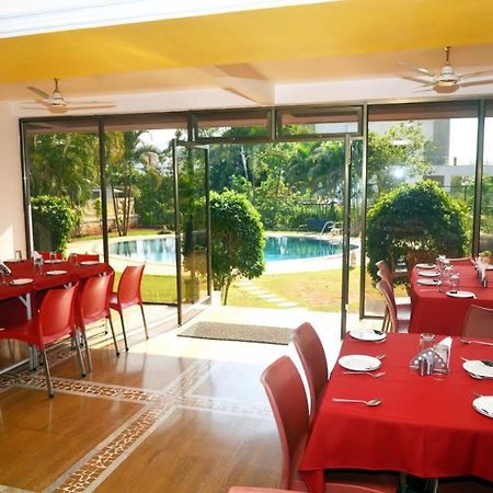 Sapphire Hotel Lonavala Luaran gambar