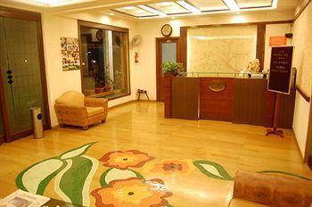 Sapphire Hotel Lonavala Luaran gambar
